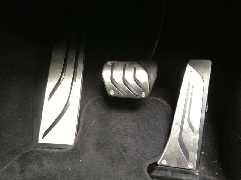 BMW F10 PEDAL SETİ ORJİNAL OTOMATİK(SİLVER) M LOGO YOKTUR